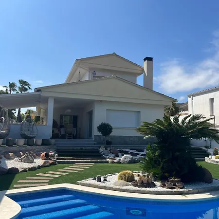 Big House With Swimming Pool Holiday home Segur de Calafell